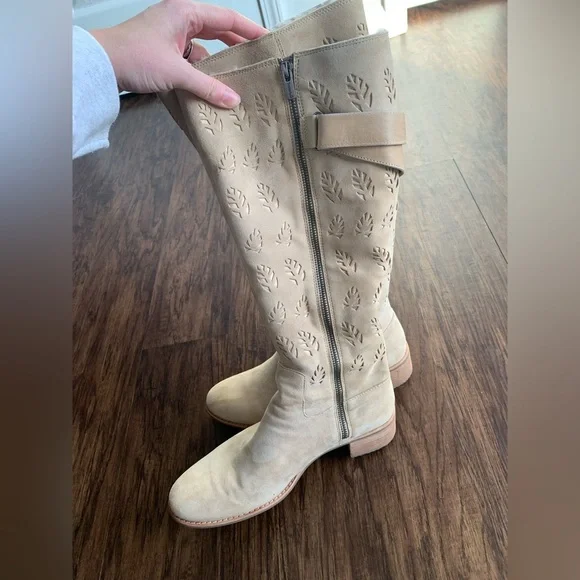 Timberland leather Beige fur lined Knee-High Boots - Picture 4 of 11